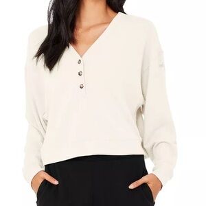 alo yoga alolux soho crop henley ivory size small